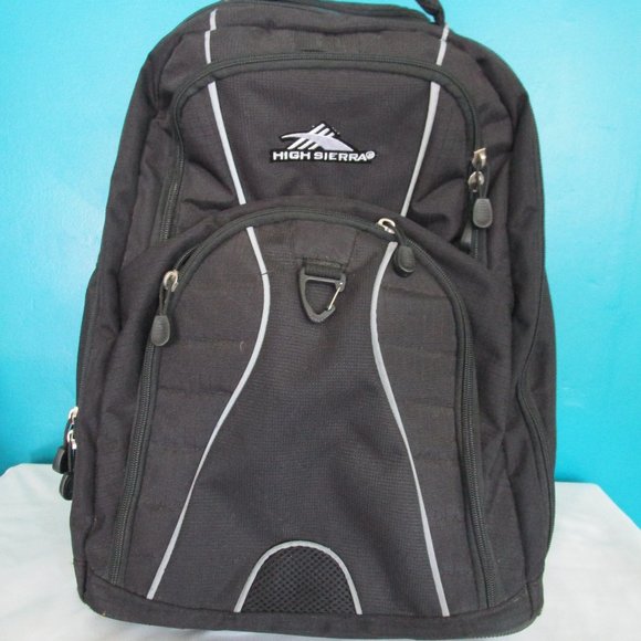 🌻Black High Sierra Backpack With Wheels.